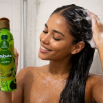 Kit Shampoo 300 ml & Acondicionador 250 ml Pistache (Pistacho) Supremo de Corpo Dourado