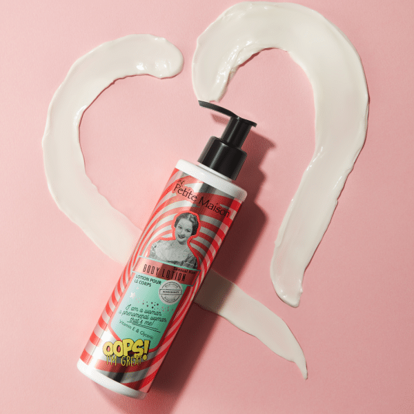 Loción corporal hidratante Sensual Kiss de vitamina E Petite Maison 255 ml - Imagen 2