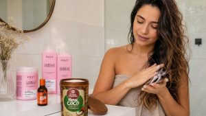 Mascarilla para pelo seco, dañado, teñido, rizado o con frizz: guía por tipo de pelo